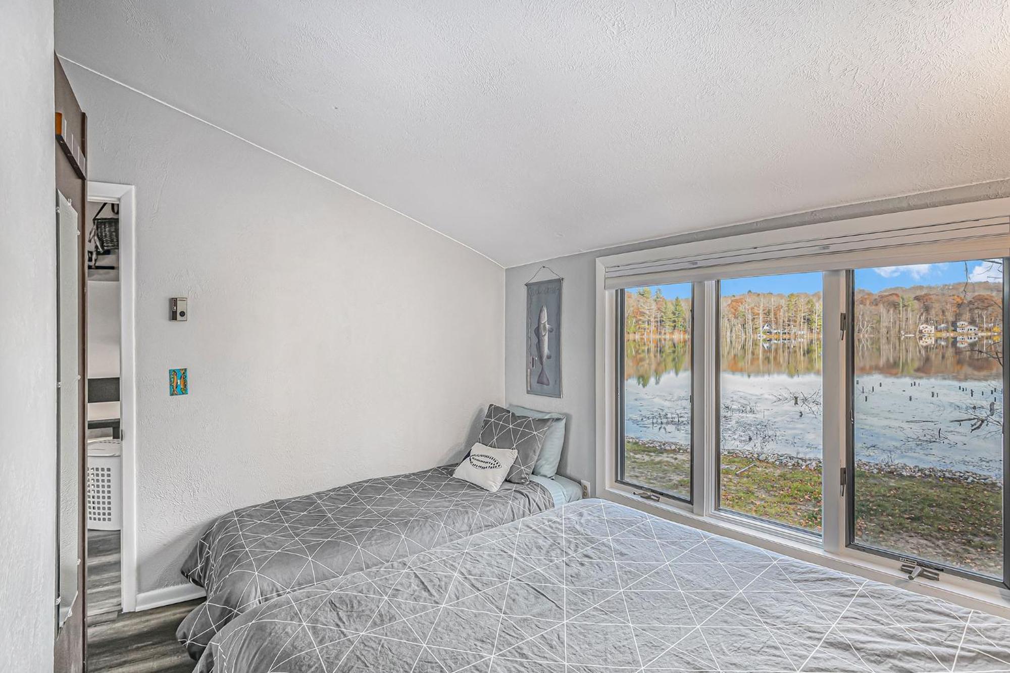 Quiet And Cozy Lakefront Home Near Mt Boyne Gaylord Luaran gambar