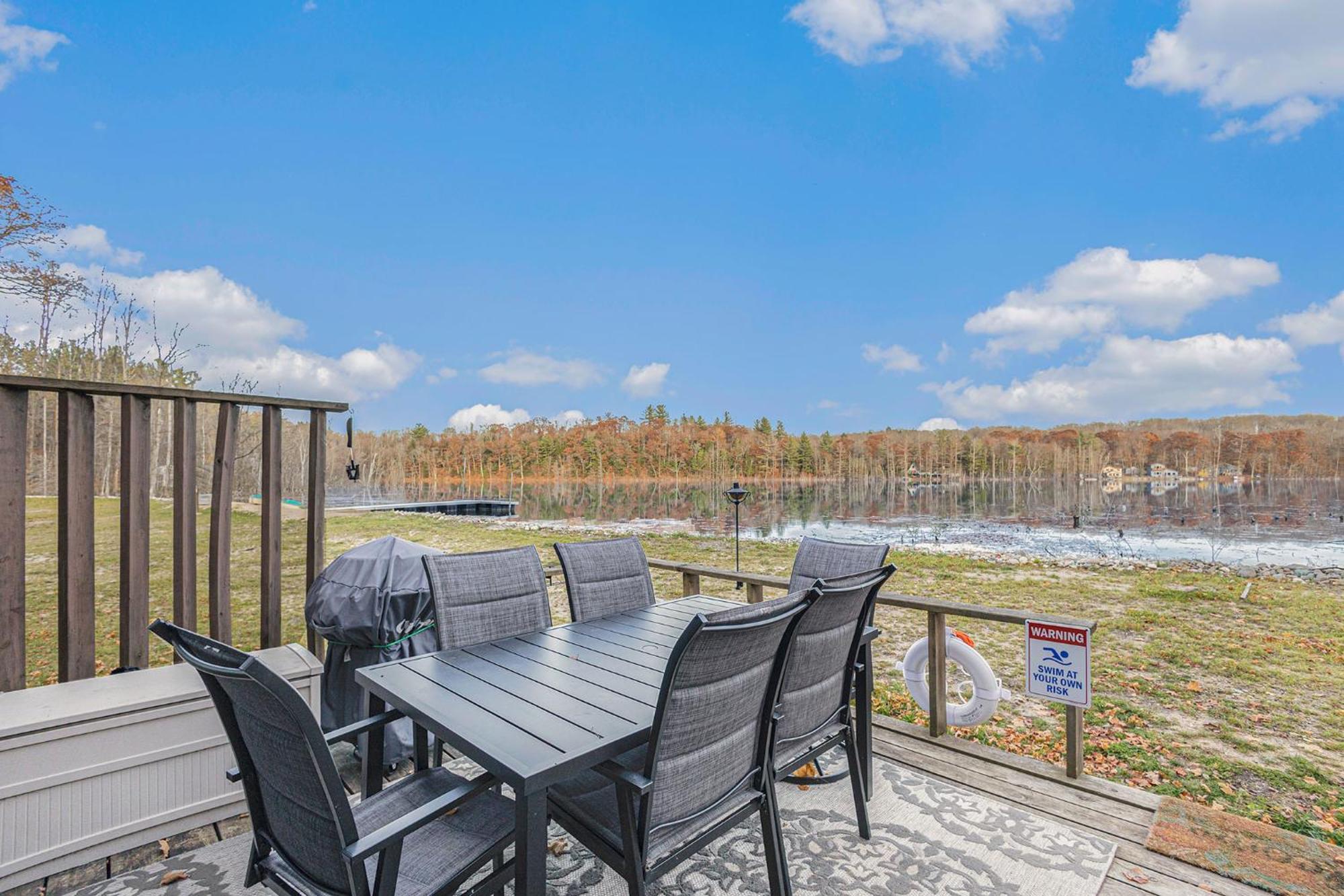 Quiet And Cozy Lakefront Home Near Mt Boyne Gaylord Luaran gambar