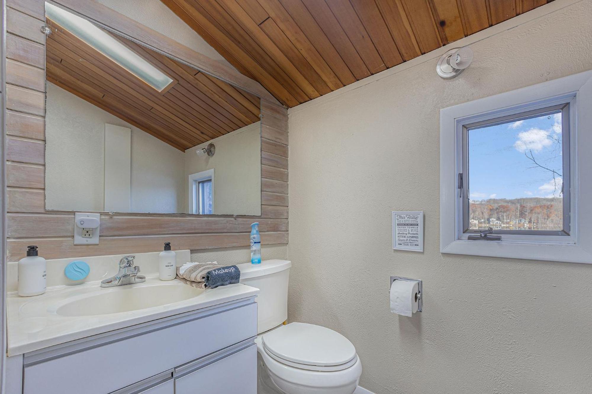 Quiet And Cozy Lakefront Home Near Mt Boyne Gaylord Luaran gambar